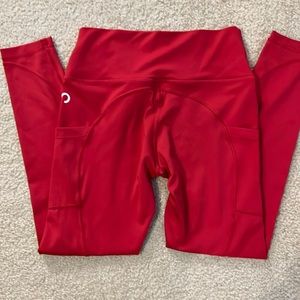 Red capri curves n combat boots leggings